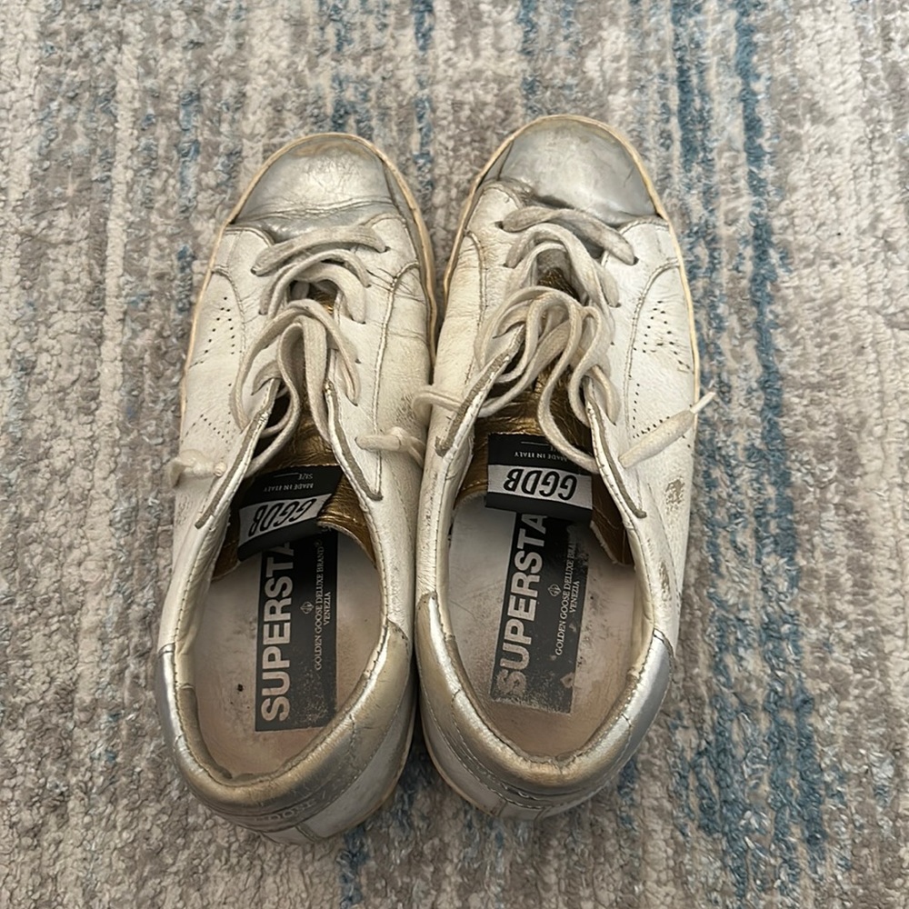 Golden goose